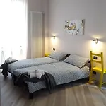 Ana's Place 1 아파트 *