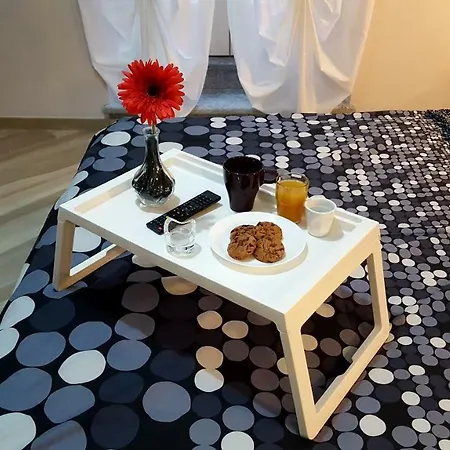 Ana's Place 1 *